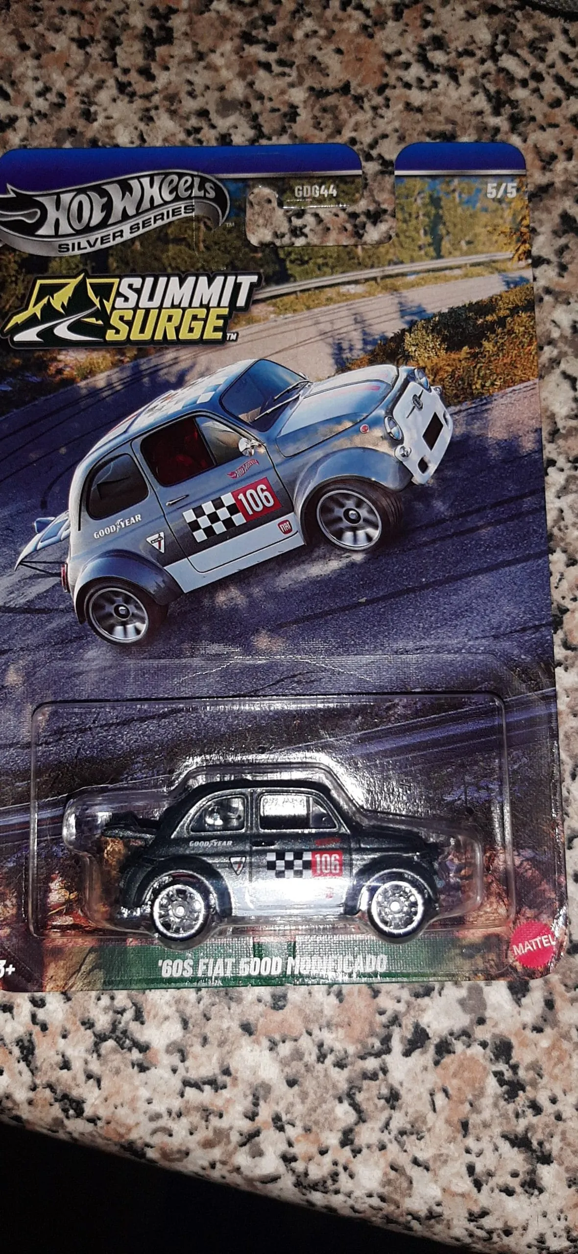 Hot Wheels Fiat 500 | Summit Surge Die-Cast Car 2 Hot Wheels Fiat 500