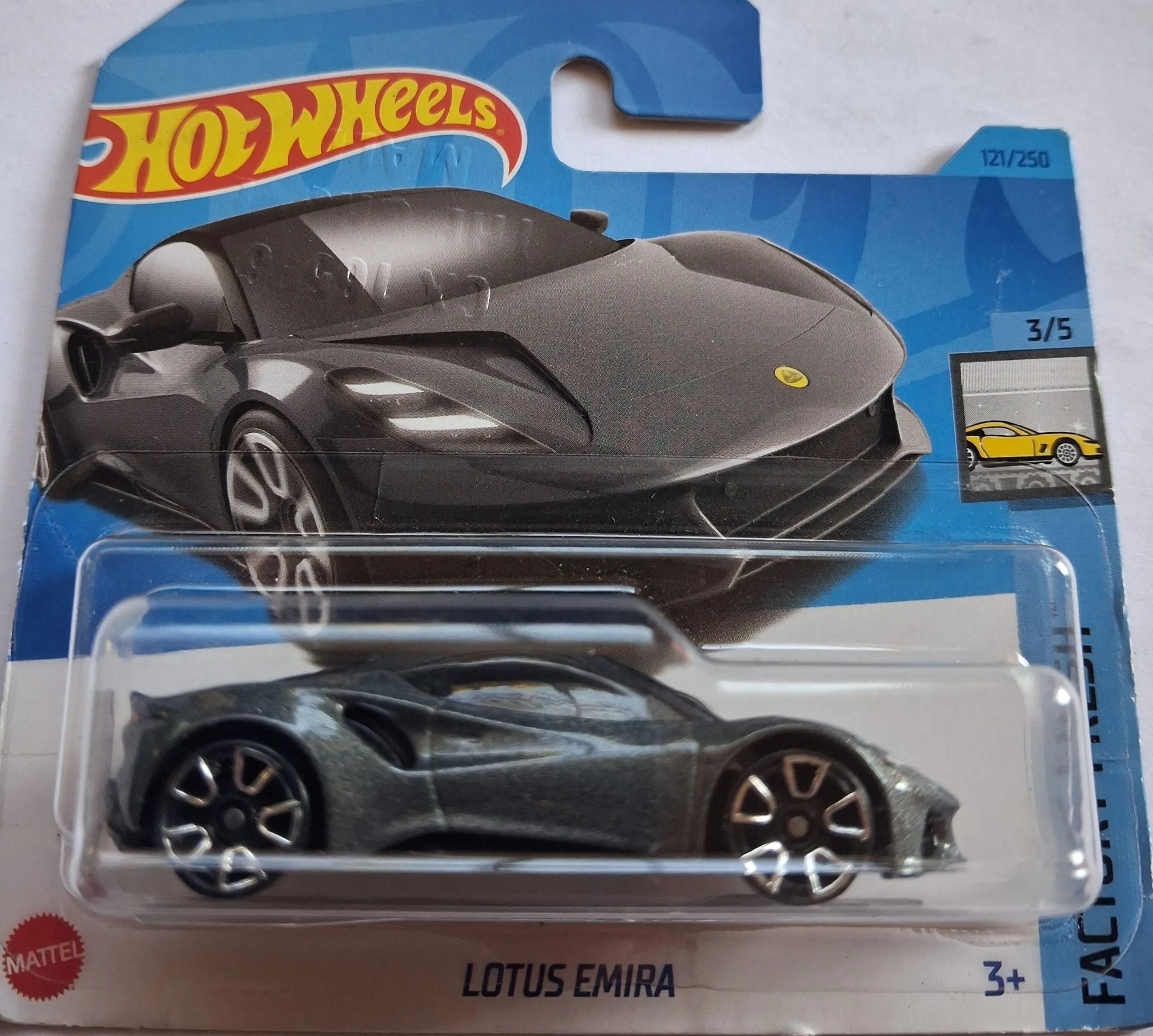 146 Hot Wheels Lotus Emira 1