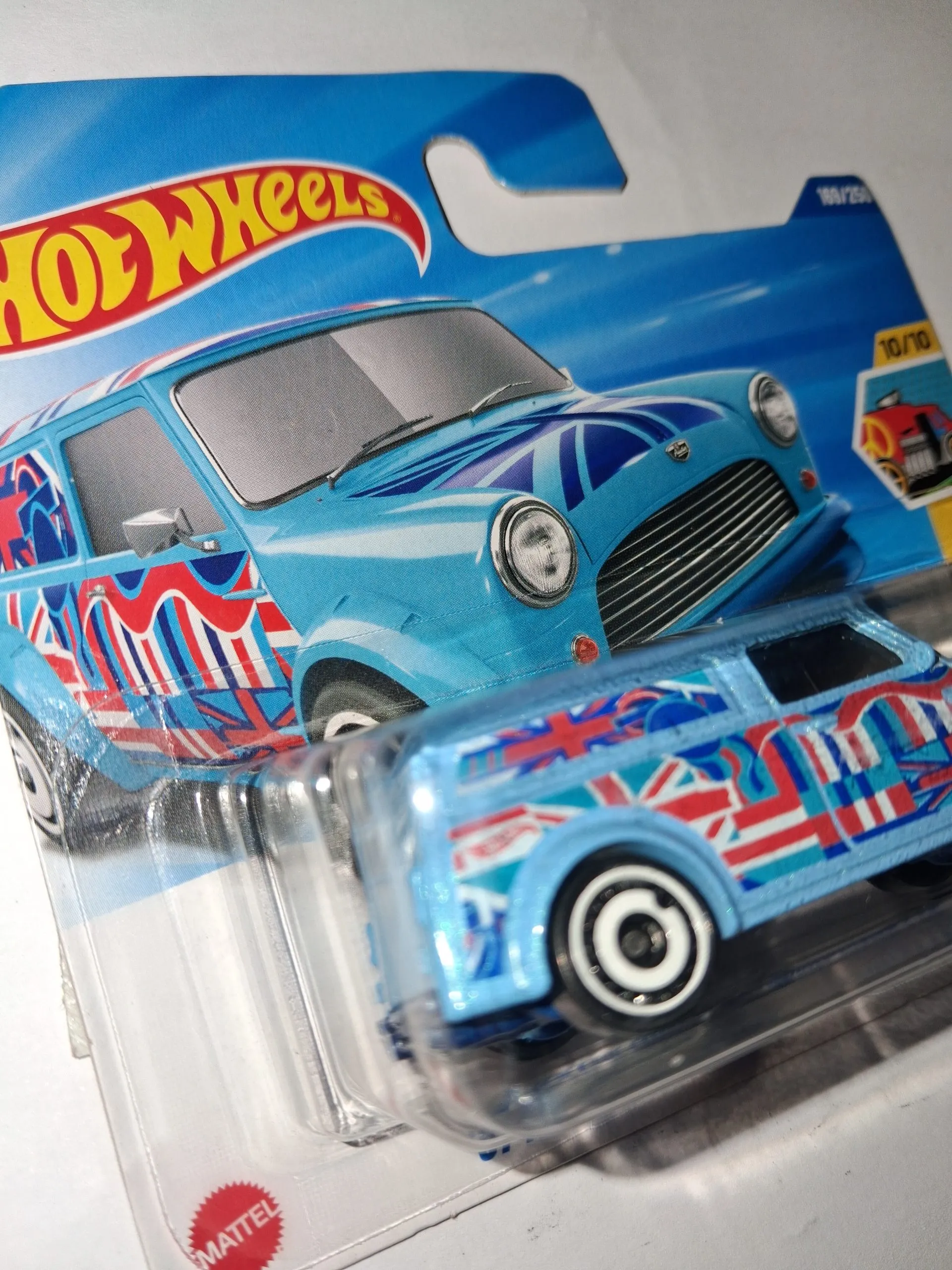 Hot Wheels 67 Austin Mini Van