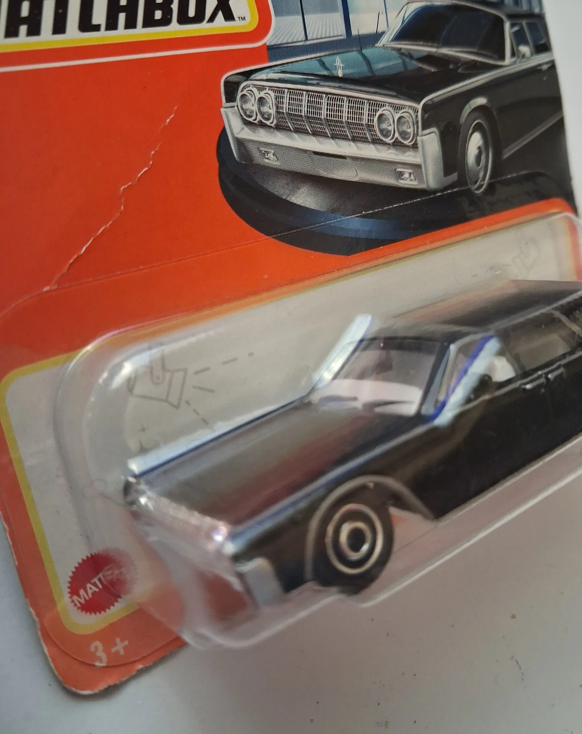 Matchbox 1964 Lincoln Continental – MBX Showroom 21/100 (Black) 2 225b Matchbox 1964 Lincoln Continental