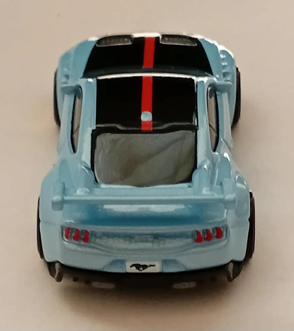 Hot Wheels Custom '18 Ford Mustang GT 3 Hot Wheels Ford Mustang diecast model
