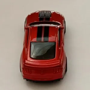 Hot Wheels 20 Ford Shelby Gt500 diecast model