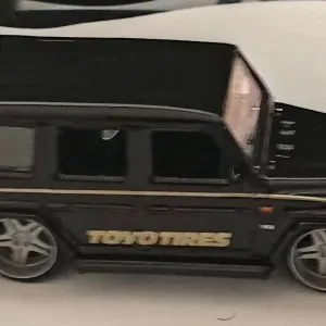 Maisto Mercedes G Wagon diecast model