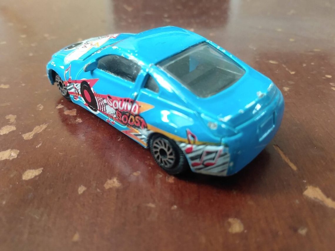 Diecast vs Slot Cars: Which Should You Choose in South Africa? — South African collector guide