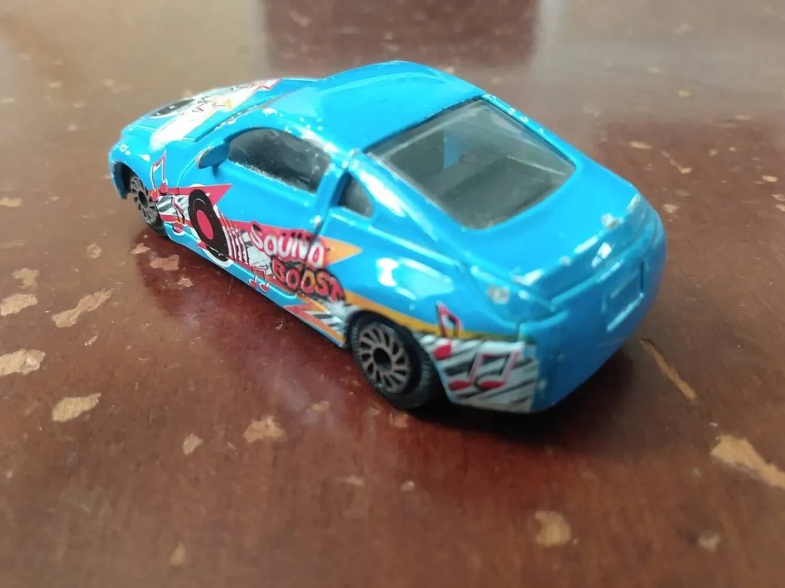 Diecast vs Slot Cars: Which Should You Choose in South Africa? — South African collector guide