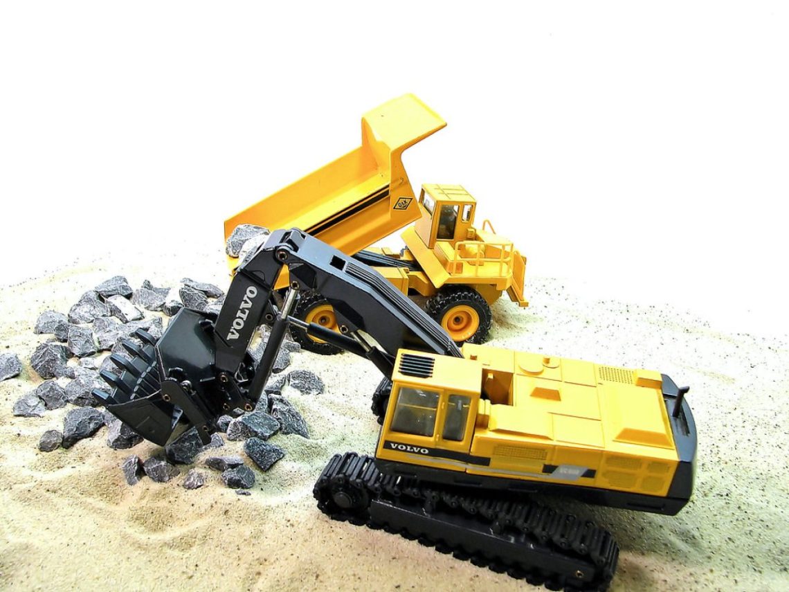 Siku vs Wiking: Which Should You Choose in South Africa? — South African collector guide