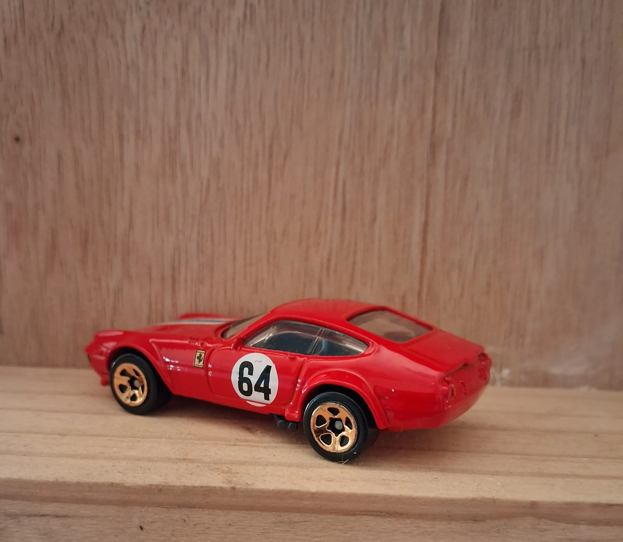 Hot Wheels Ferrari 365 GTB4 2 Hot Wheels Ferrari 365 Gtb4 diecast model