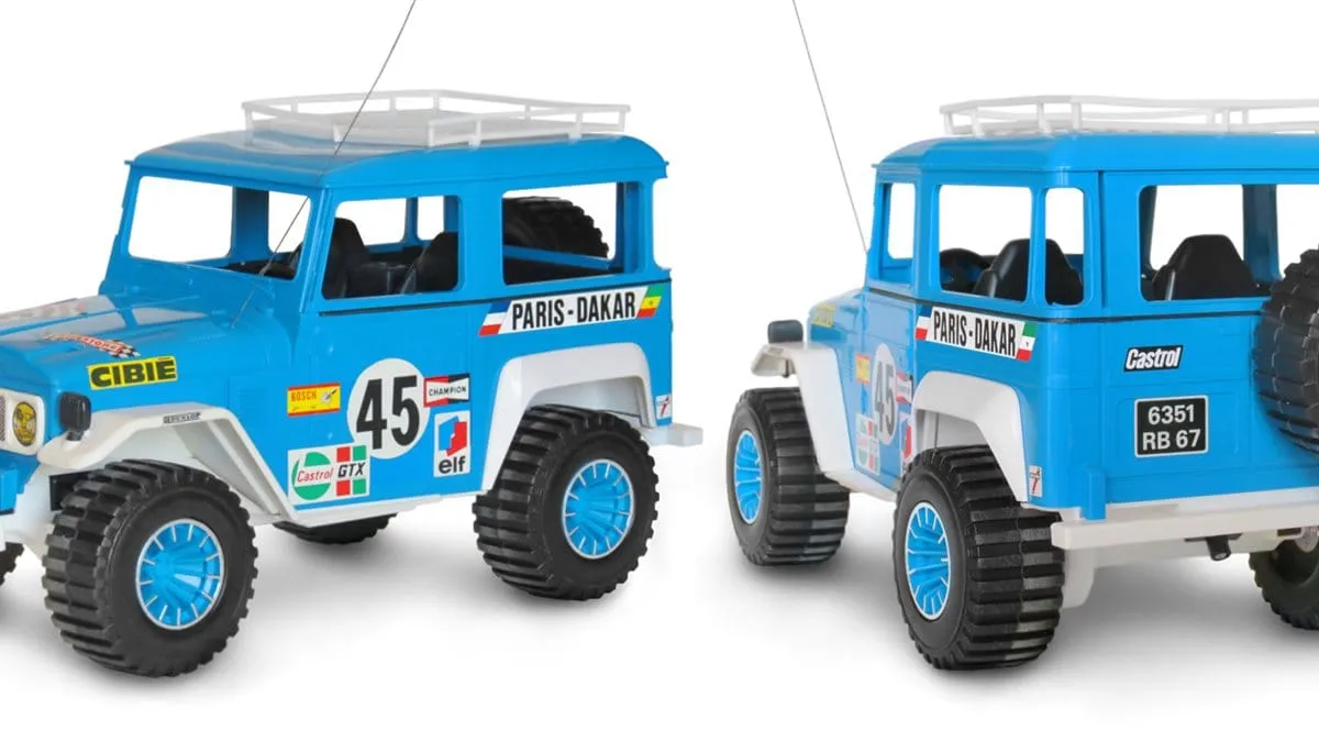 Hot Wheels Toyota Guide: Supra, Land Cruiser & SA Values 2 Hot Wheels Toyota diecast models including Land Cruiser and Supra castings