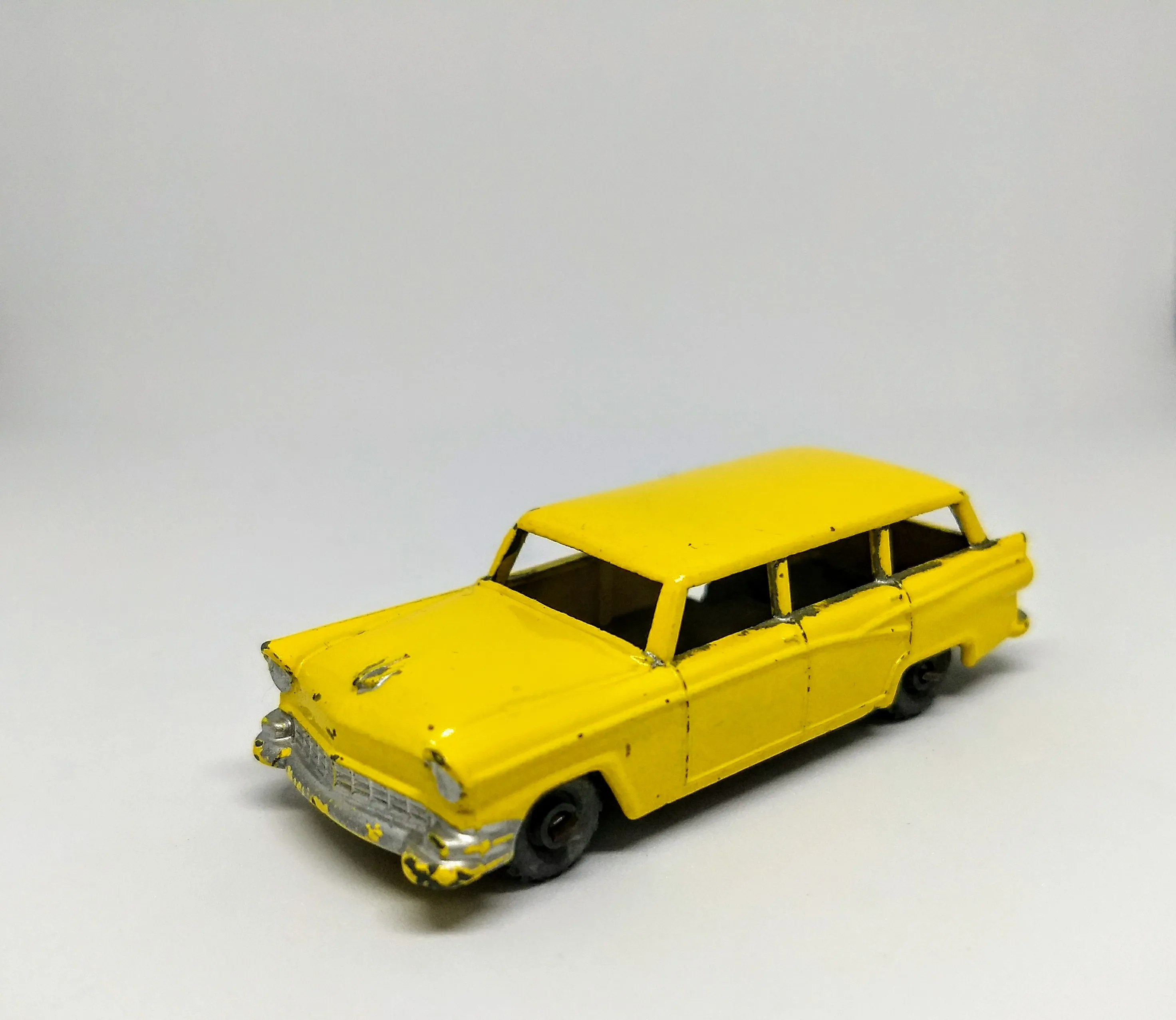 HW Wagons Guide: The Long-Roof Series Collectors Love 2 HW Wagons diecast estate cars including BMW M3 Wagon and Audi RS 6
