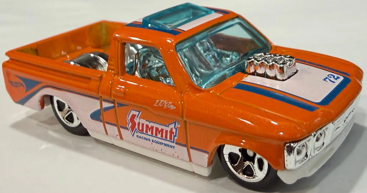 2026 Hot Wheels #127 Custom '72 Chevy LUV