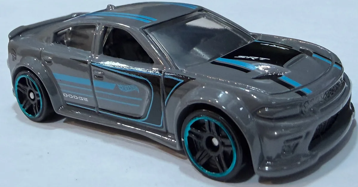 2026 Hot Wheels #134 '20 Dodge Charger Hellcat