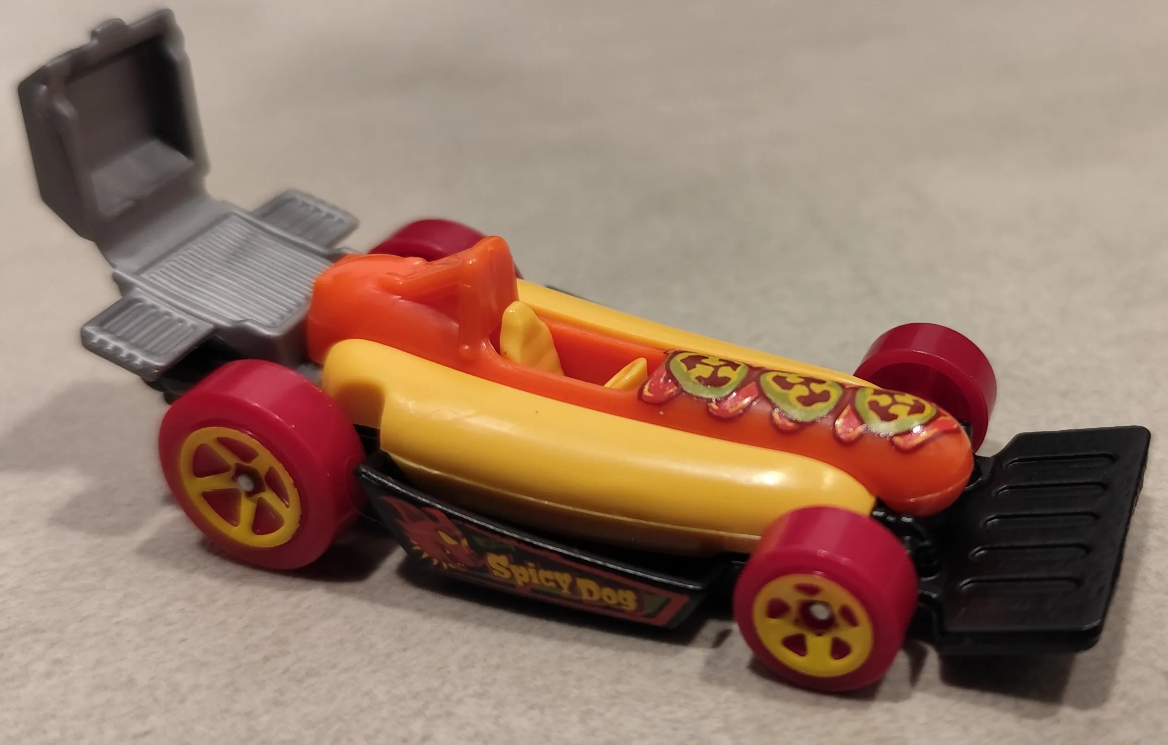 Hot Wheels Mainline 2025: Complete 250-Car List with Photos 6 Hot Wheels 2025 mainline Street Wiener collector number 085