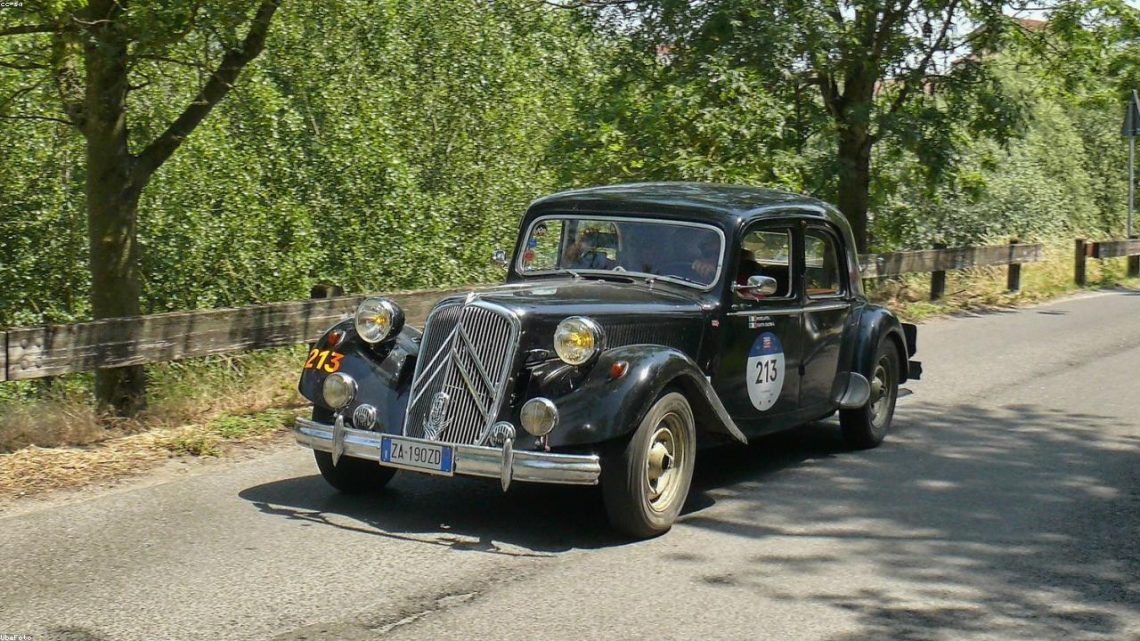 Best Bugatti Models Diecast Auto World — Best Bugatti Models Diecast Models by Auto World: South African Collector's Guide