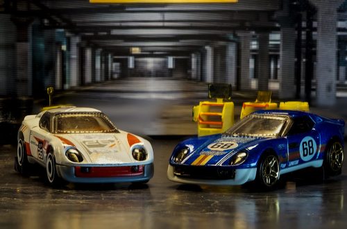 Best Hypercars Diecast Models by Tomica: South African Collector's Guide 19 Best Hypercars Diecast Tomica — Best Hypercars Diecast Models by Tomica: South African Collector's Guide