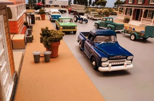 Best Pickup Trucks Diecast Models by Greenlight: South African Collector's Guide 11 Best Pickup Trucks Diecast Models by Greenlight: South African Collector's Guide