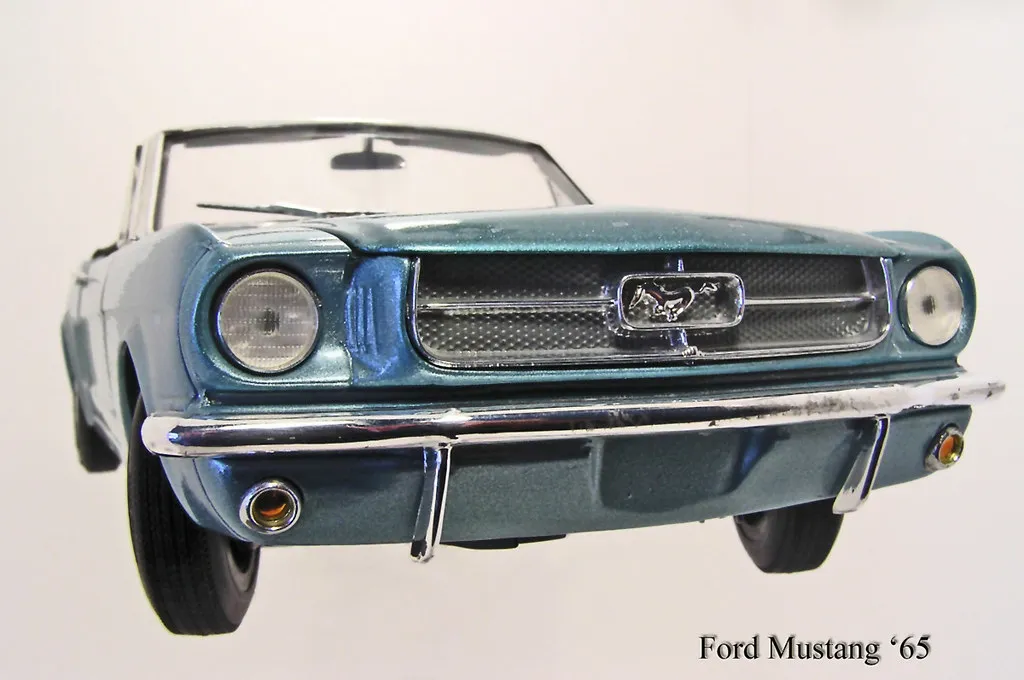 Classic Cars Diecast Models of the 1990s: A South African Collector's Guide
