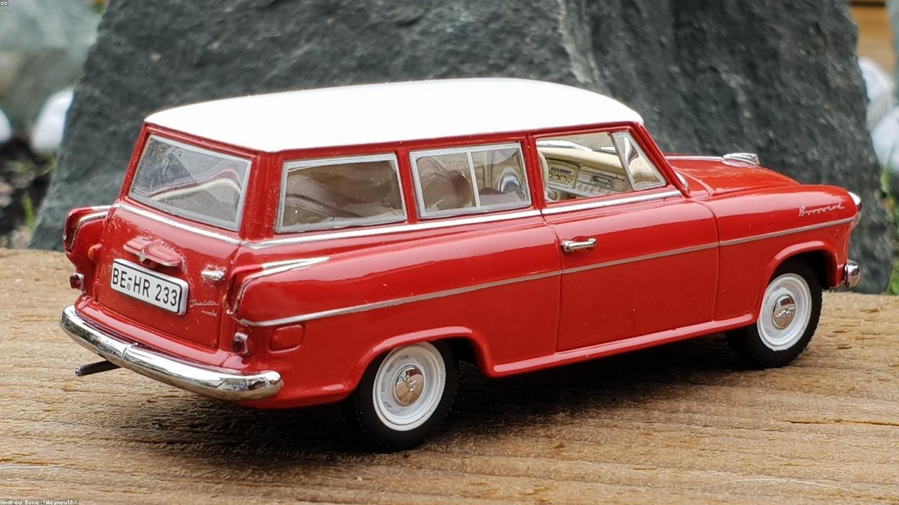 How to Clean Diecast Models Without Damaging Them 1 How to Clean Diecast Models Without Damaging Them - diecast model South Africa