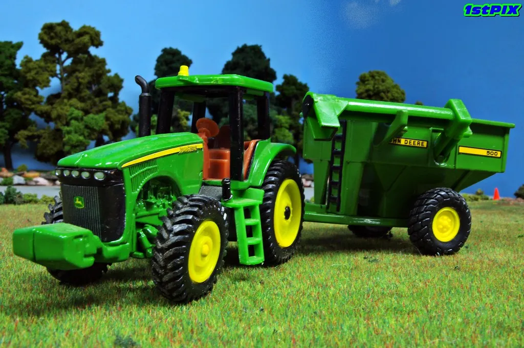 Farm & Tractor Models Diecast Models of the 2000s: A South African Collector's Guide