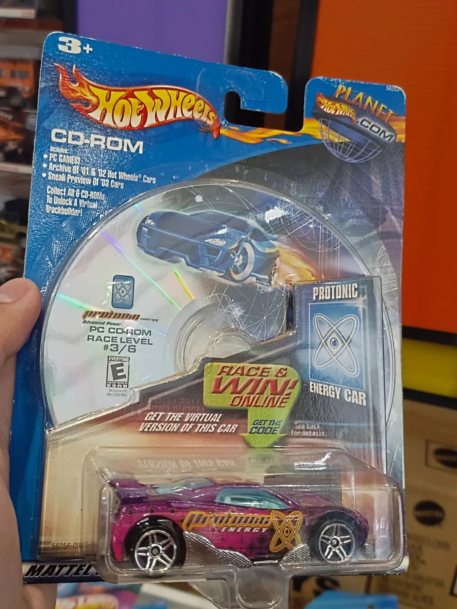 Hot Wheels 100% Hot Wheels 2002: Collector's Guide - diecast model South Africa
