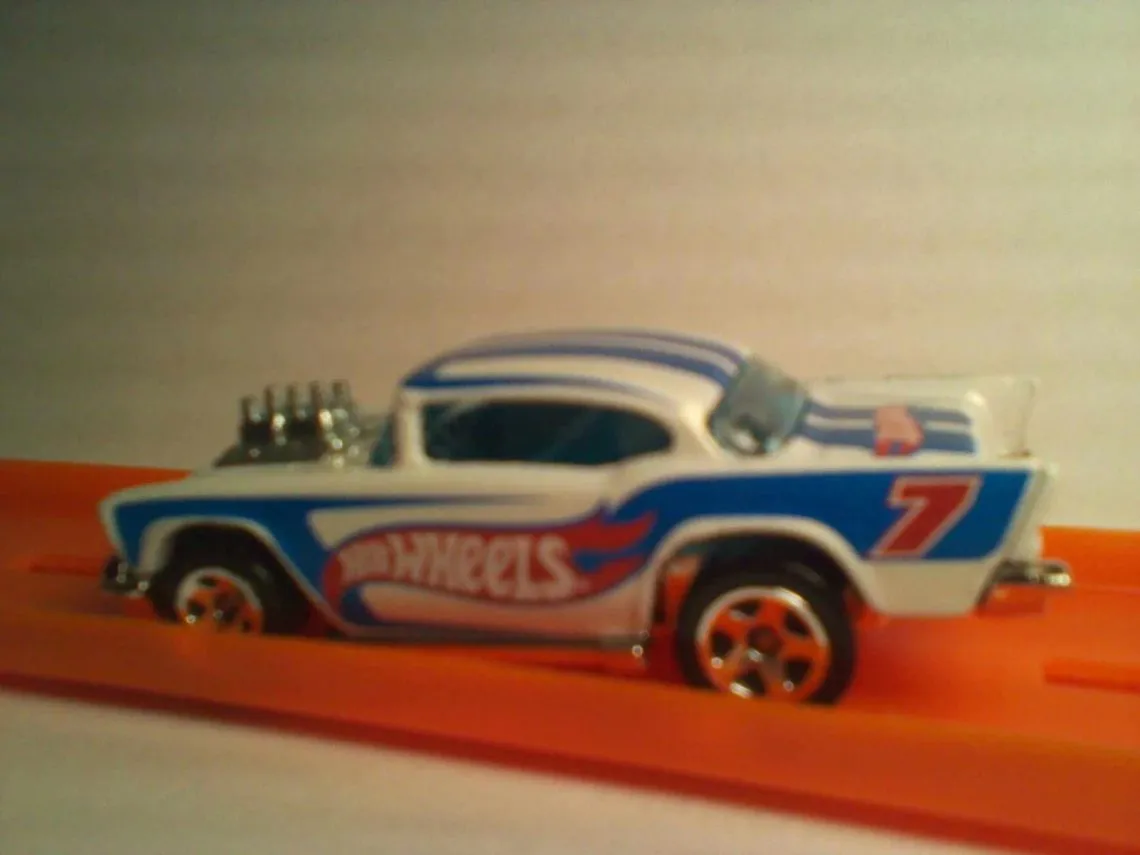Hot Wheels HW Race 2014: Collector's Guide 1 Hot Wheels Hw Race — Hot Wheels HW Race 2014: Collector's Guide
