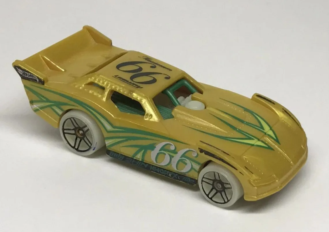 Hot Wheels HW Race 2015: Collector's Guide 1 Hot Wheels Hw Race — Hot Wheels HW Race 2015: Collector's Guide