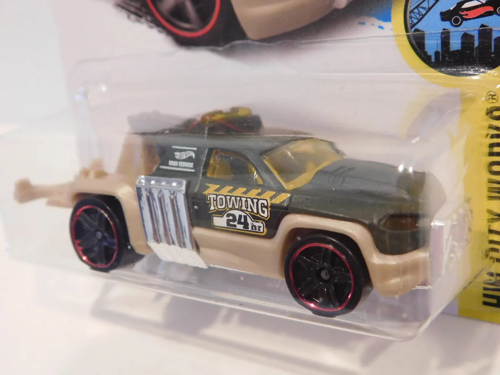 Hot Wheels Mainline 2017: Collector's Guide 2 Hot Wheels Mainline 2017: Collector's Guide - diecast model South Africa