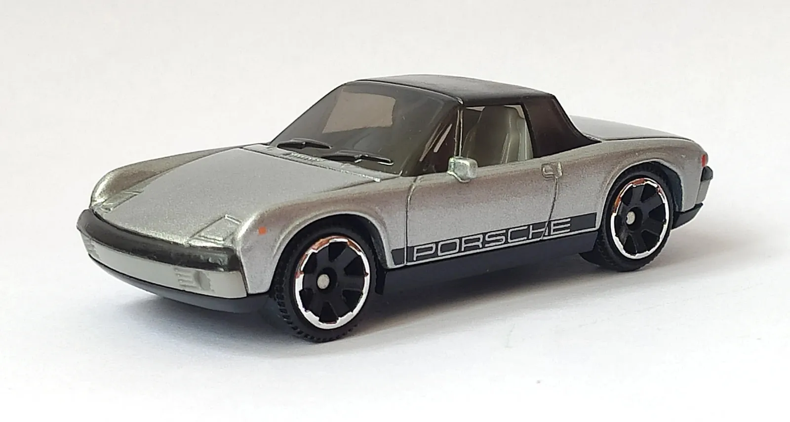 Matchbox Mainline (1-75 Series) 1971: Collector's Guide 2 Matchbox Mainline (1-75 Series) 1971: Collector's Guide - diecast model South Africa